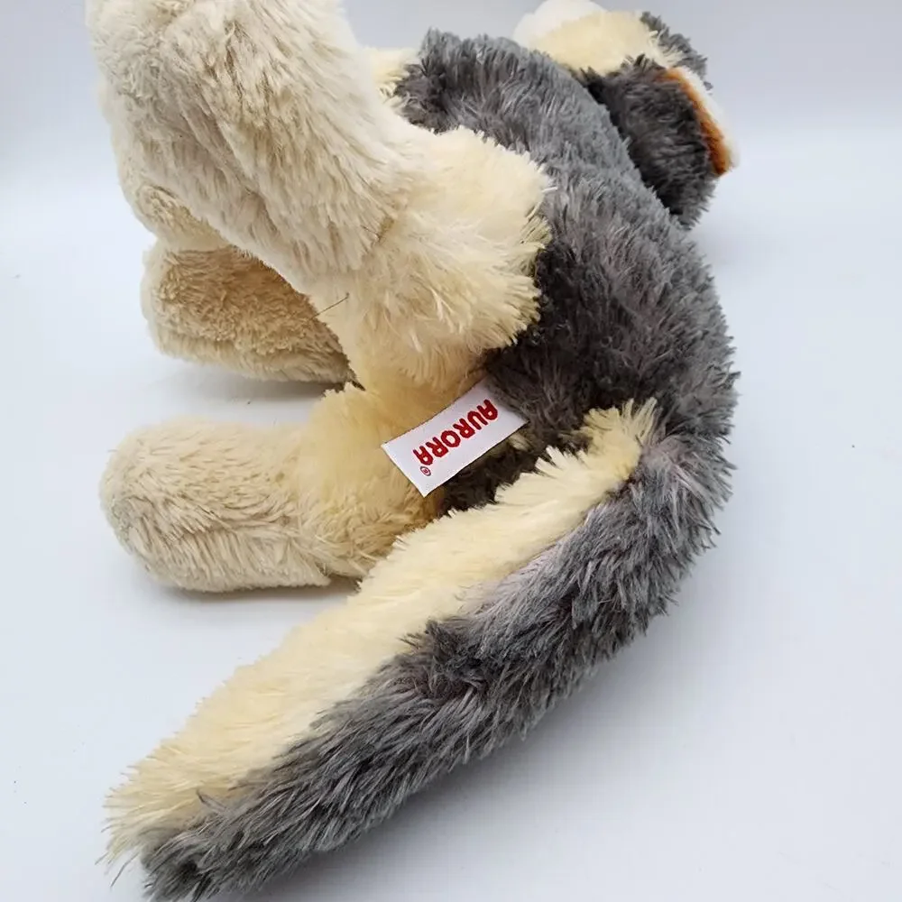Aurora vintage wolf